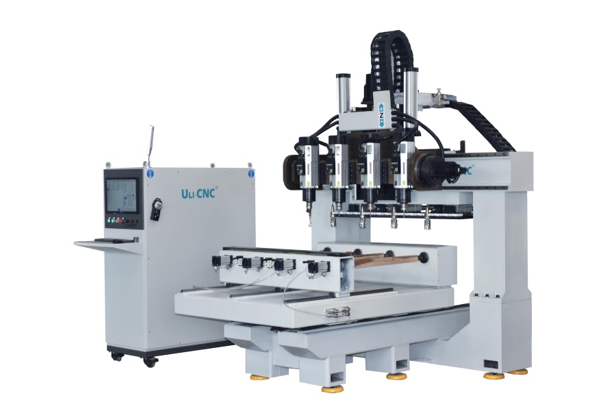 UY五軸-四個（gè）自（zì）動換刀（dāo）/四工位